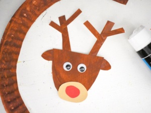 Paper Plate Reindeer Craft - Christmas Craft for Kids