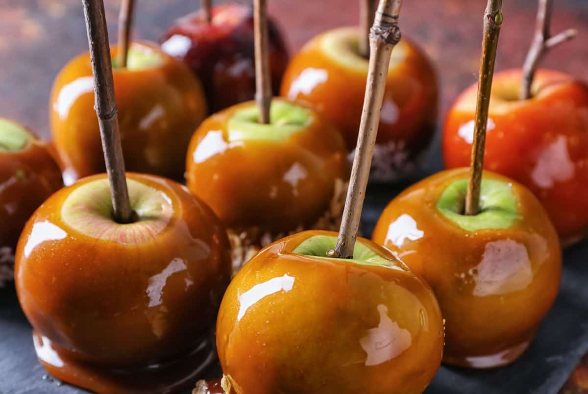 caramel apples