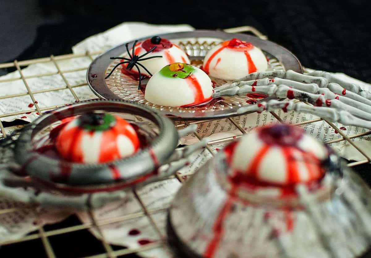 halloween panna cotta eyeballs