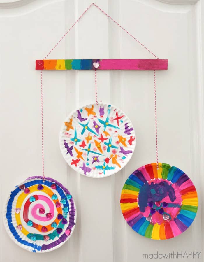 https://www.madewithhappy.com/wp-content/uploads/paper-plate-wind-chime.jpg