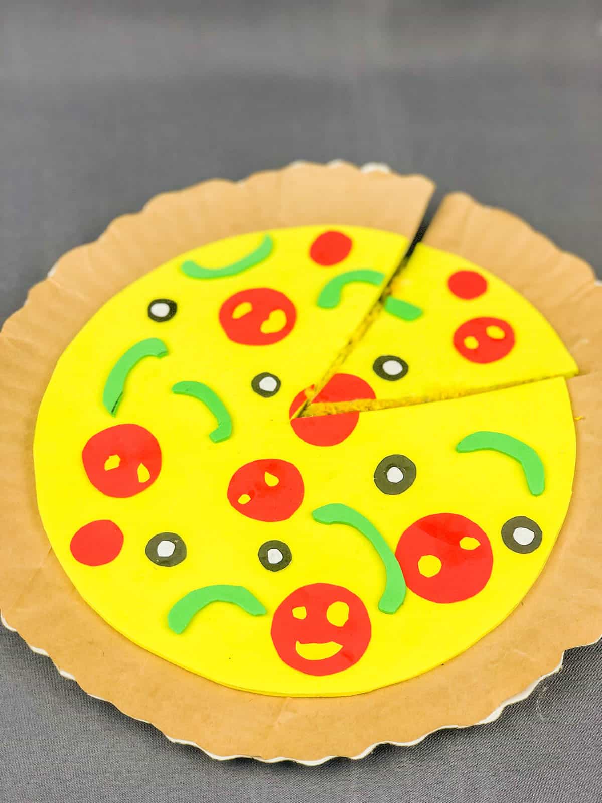 pizza paper plate craft